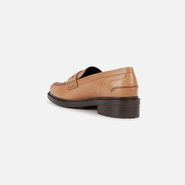 Světle hnědé dámské mokasíny Geox Walk Pleasure