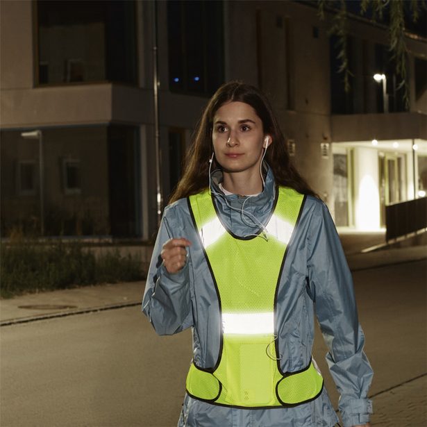 Hama reflexní vesta pro běžce/chodce/cyklisty, kapsa na zip, nastavitelná velikost, neonově žlutá