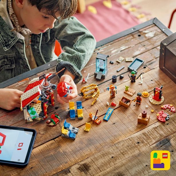 Klaun Buggy a jeho cirkusový stan