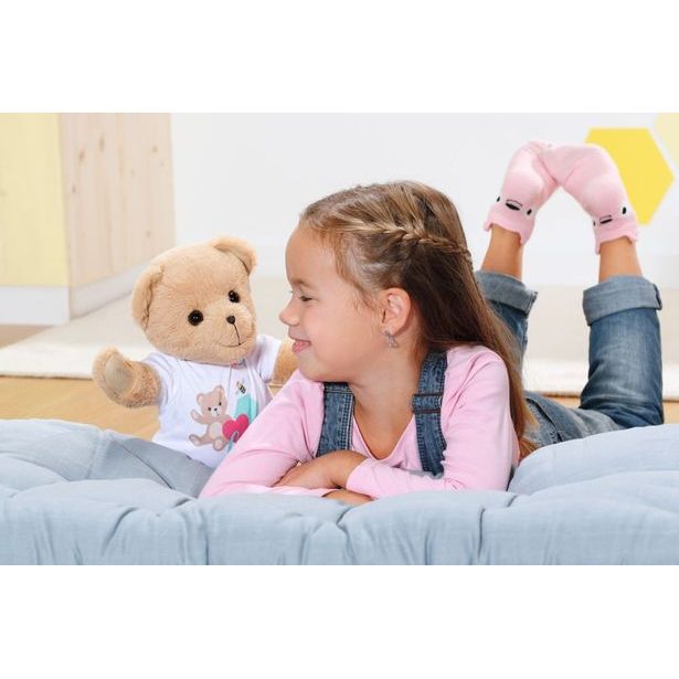 Medvídek BABY born, bílé oblečení