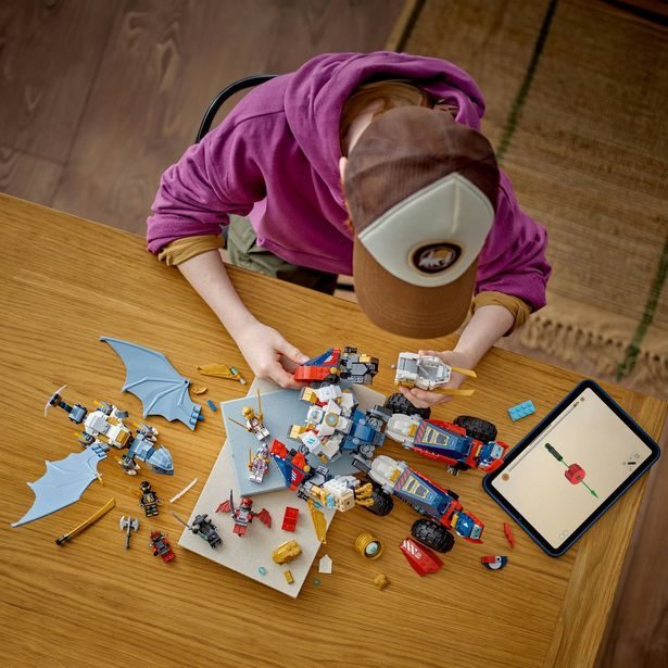 Zaneův ultrakombo robot