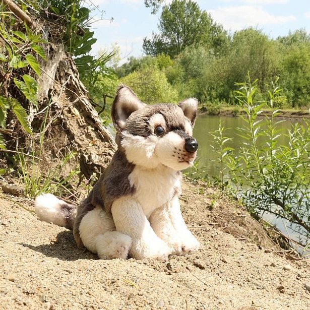 RAPPA Plyšový vlk sedící 15 cm ECO-FRIENDLY