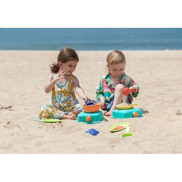 Hape Hračky na písek - Sada bábovek Set Šéfkuchaře