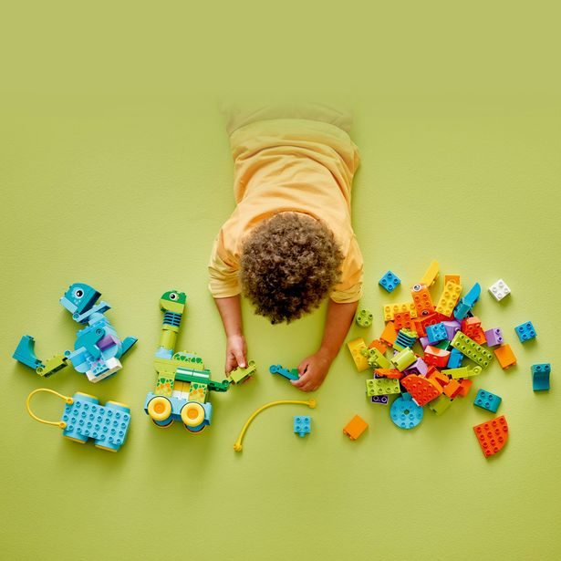 3 v 1: Dinosauři na kolečkách