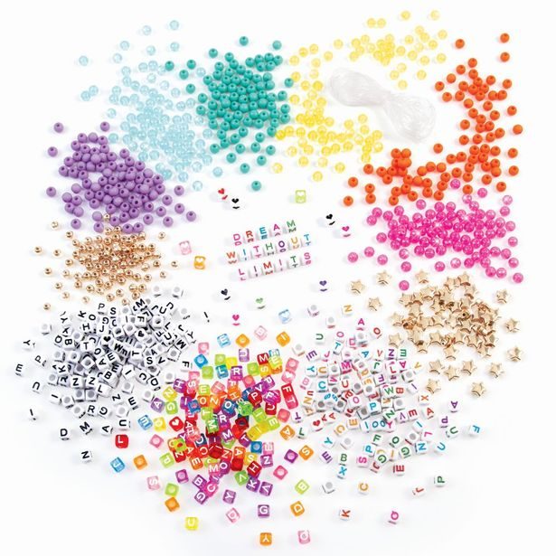 Sada korálků abecedy. Řekni Ano!