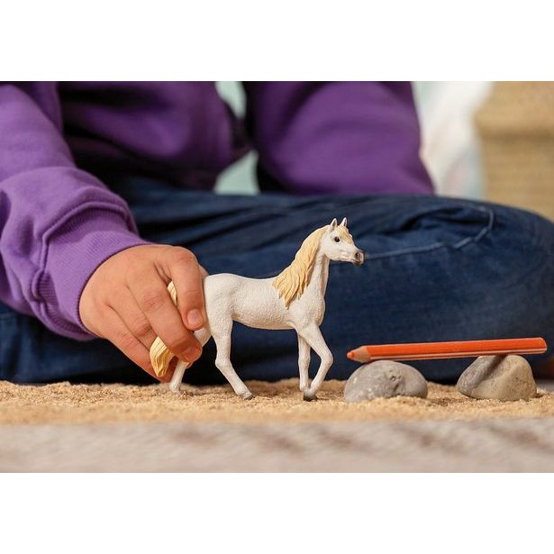 SCHLEICH Zvířátko - arabská klisna