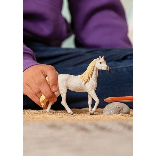 SCHLEICH Zvířátko - arabská klisna