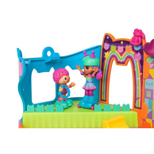 GÁBININ KOUZELNÝ DOMEK HRACÍ SET KOLEČKOVÉ BRUSLE