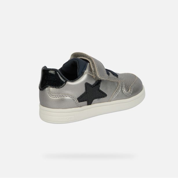 Stříbrné dívčí tenisky Geox Djrock
