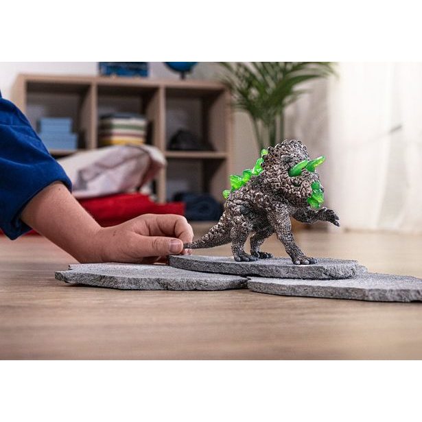 SCHLEICH Kamenný triceratops