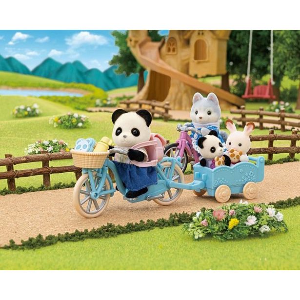 Sylvanian family Panda a cyklo-bruslařský set