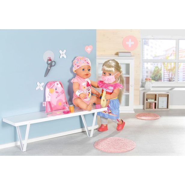 BABY born Sada první pomoci
