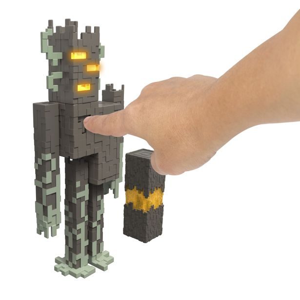Minecraft 8CM VELKÁ FIGURKA CREAKING SE SVĚTLY A ZVUKY