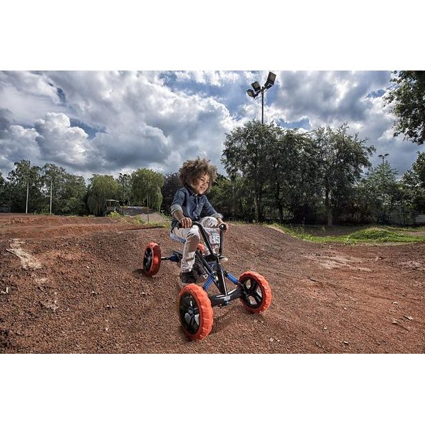 BERG Buzzy - Nitro, černo-červený