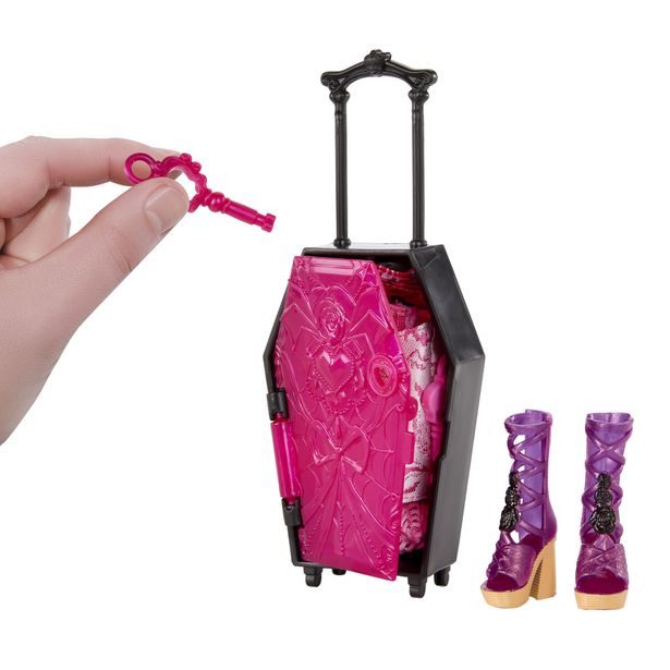 Monster High SKULLTIMATE SECRETS Destination panenka - DRACULAURA