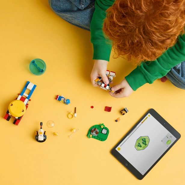 Sonic a souboj u táboráku