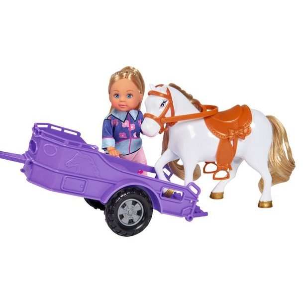 Panenka Evička s džípem a přívěsem pro koně