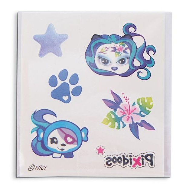 NICI Pixidoos Panenka Nali 20cm s 3-dílným příslušenstvím,v dárkovém balení