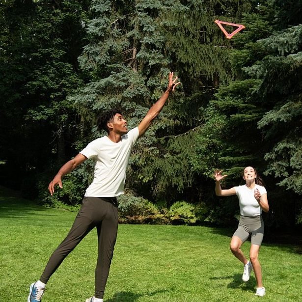 SpinMaster AEROBIE ORBITER - Létající, házecí Bumerang, průměr 29 cm, assort