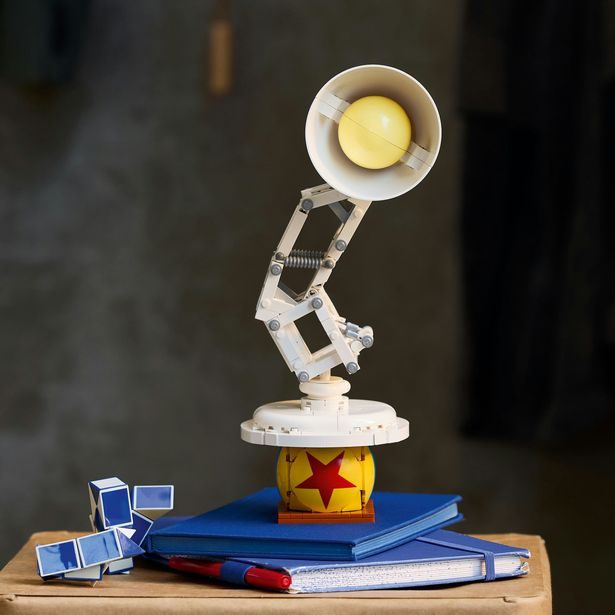 | Disney Pixar Luxo Jr.
