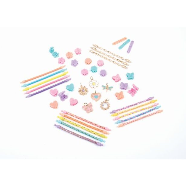 Souprava náramku propojeného vzhledu