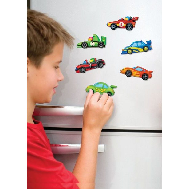 Výroba a malování - závodní auta