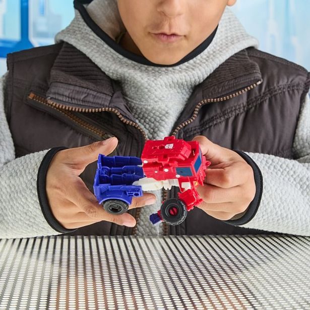 HASBRO - Transformers HASBRO - Transformers Cyberworld, OPTIMUS PRIME