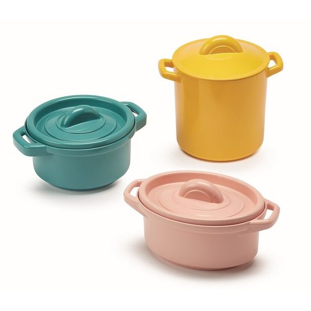 Velká sada nádobí a jídla