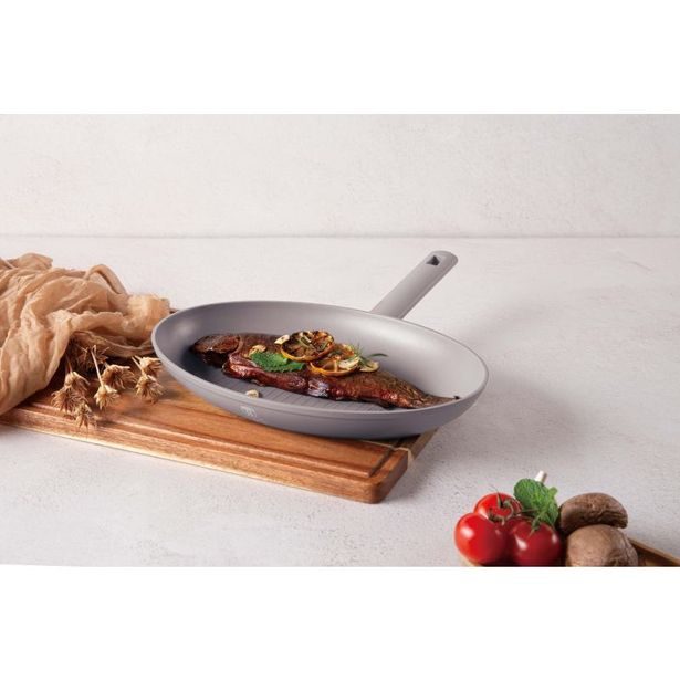BERLINGERHAUS Pánev na ryby a steaky s titanovým povrchem 35 cm Taupe Collection BH-8104