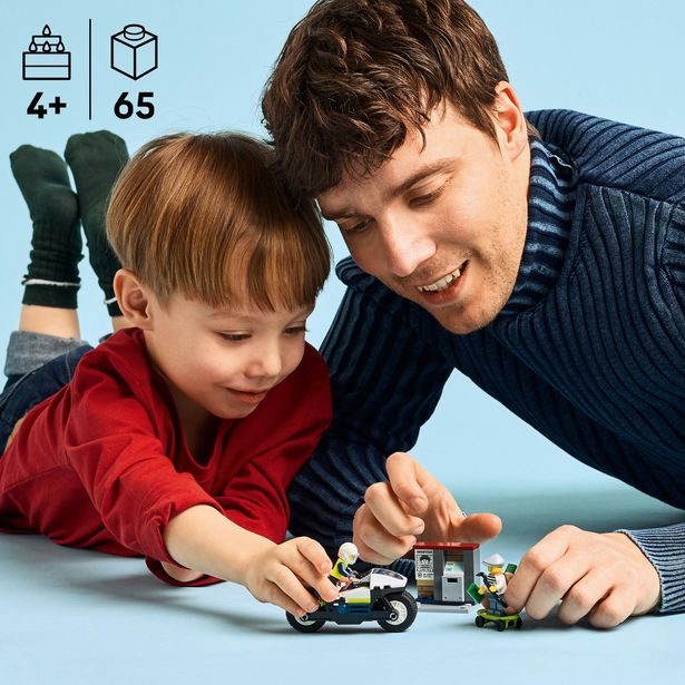 Honička na policejní motorce