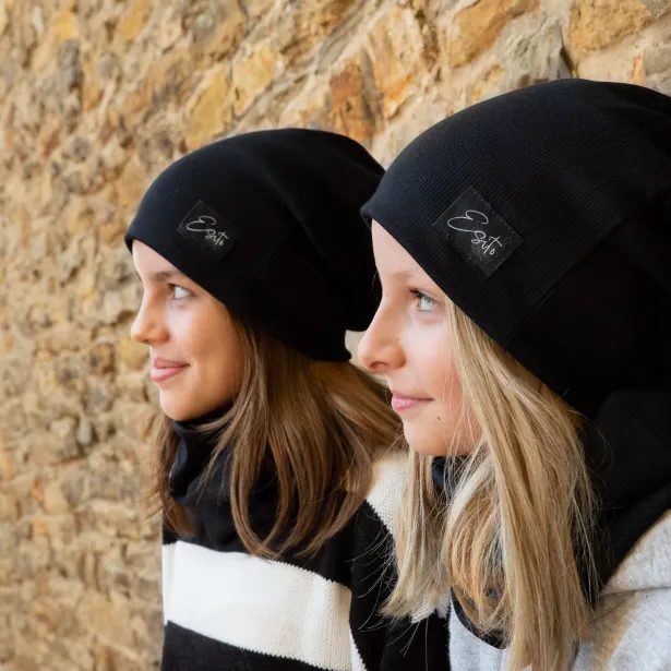 ESITO Žebrovaná čepice spadená Color Black - černá