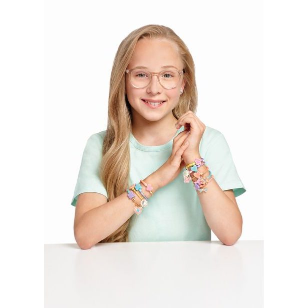 Souprava náramku propojeného vzhledu