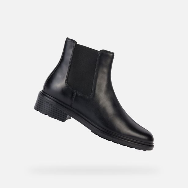 Černá dámská kotníková obuv Geox Walk Pleasure