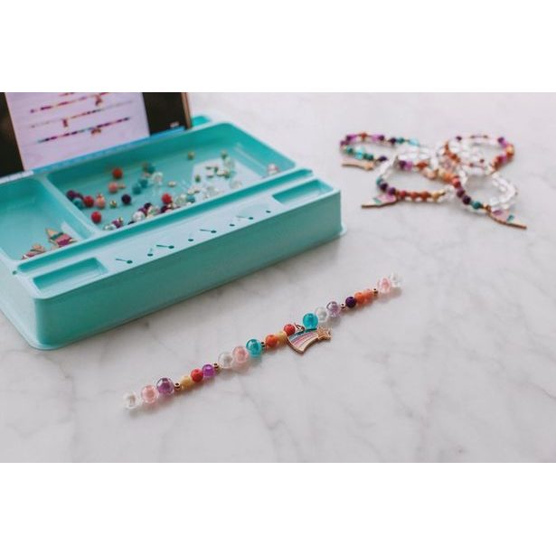 Náramky s přívěsky