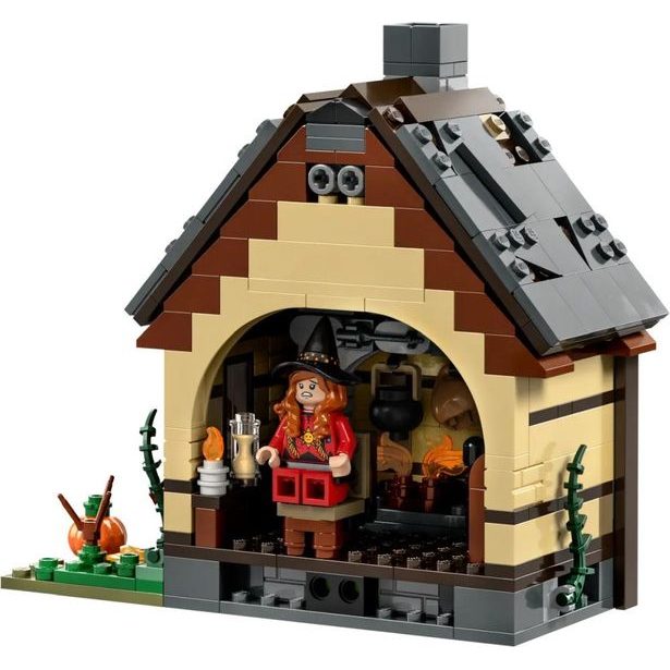 LEGO® Ideas Disney Hokus pokus: Chatka sester Sandersonových