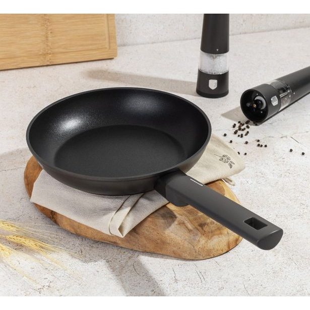 BERLINGERHAUS Sada pánví s titanovým povrchem 3 ks Antracit Collection BH-8138