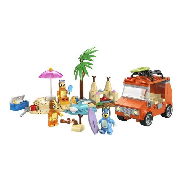 Bluey a rodinný výlet autem na pláž