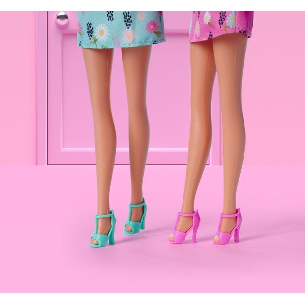 Panenka Steffi Bloomy, 2 druhy