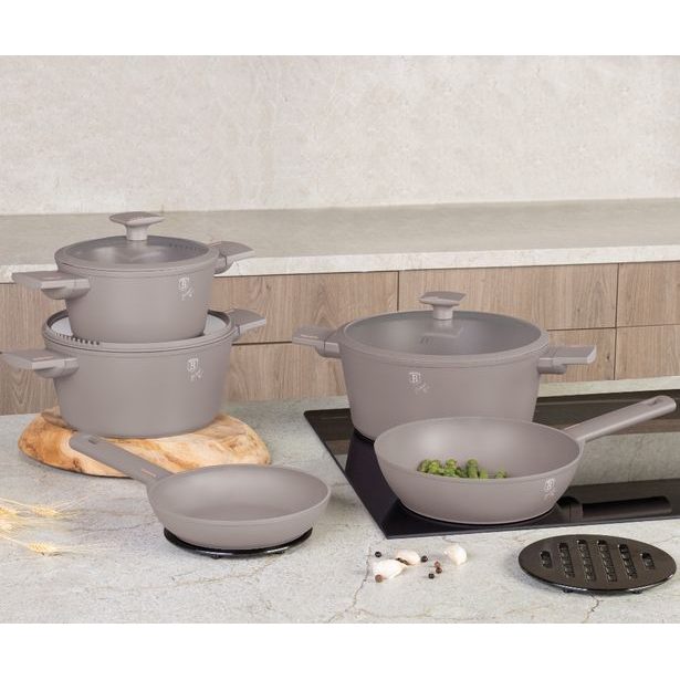 BERLINGERHAUS Kastrol s titanovým povrchem a poklicí 24 cm Taupe Collection BH-8101