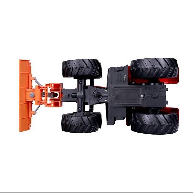 Maisto Maisto RC - Massey Ferguson Traktor s radlicí se světly, 2,4 GHz