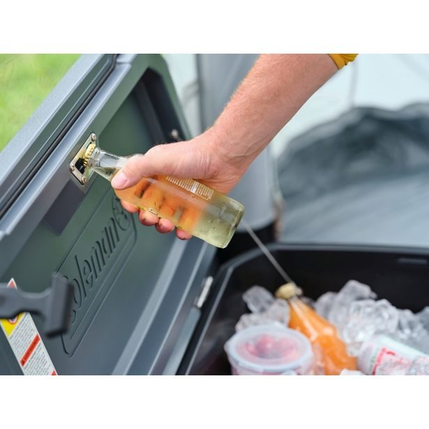 CAMPINGAZ Chladící box COOLER CONVOY SERIES 65QT WHEELED 2193724