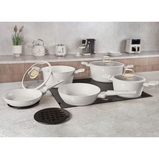 BERLINGERHAUS Sada nádobí s titanovým povrchem 10 ks Sahara Collection BH-8080