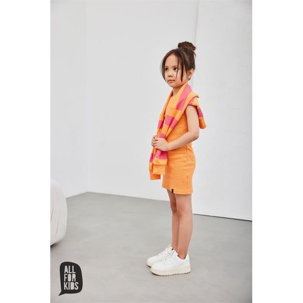 Bavlněné přiléhavé dětské šaty pomerančové