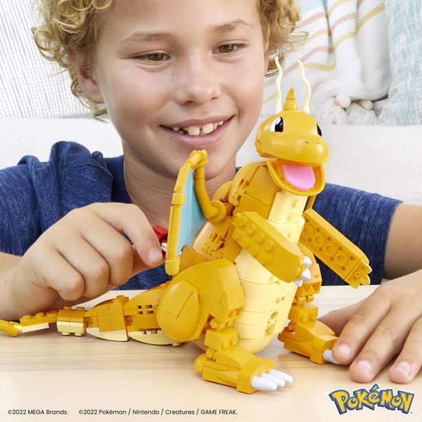 MEGA POKÉMON POHYBLIVÝ DRAGONIT