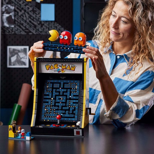 Arkádový automat PAC-MAN