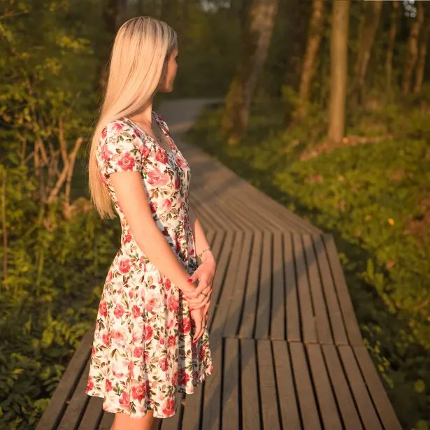 ESITO Dámské šaty Izabela - bílá / 32