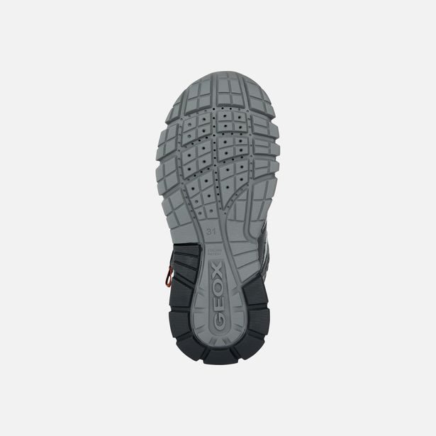Šedé chlapecké tenisky Geox Montrack B ABX