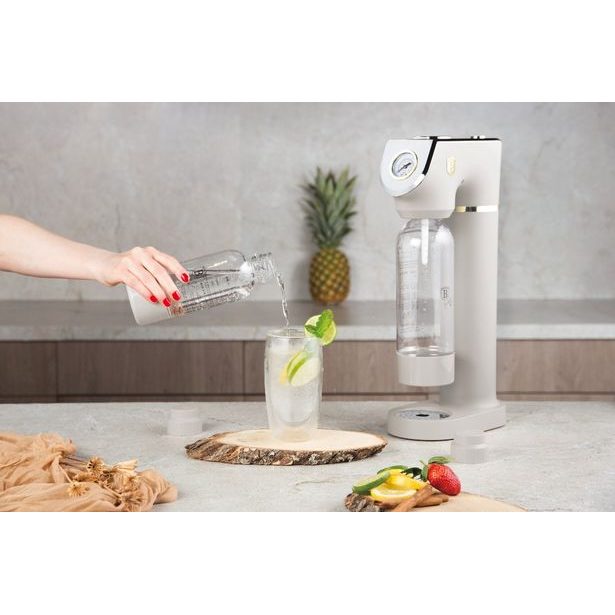 BERLINGERHAUS Výrobník sody SODABAR + 2 lahve Sahara Collection BH-8556