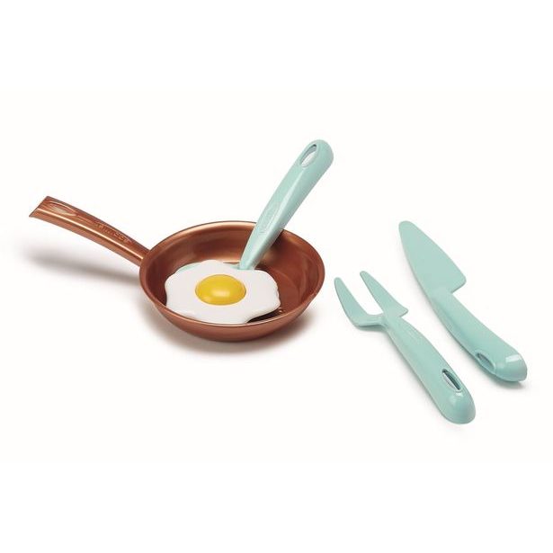 Velká sada nádobí a jídla