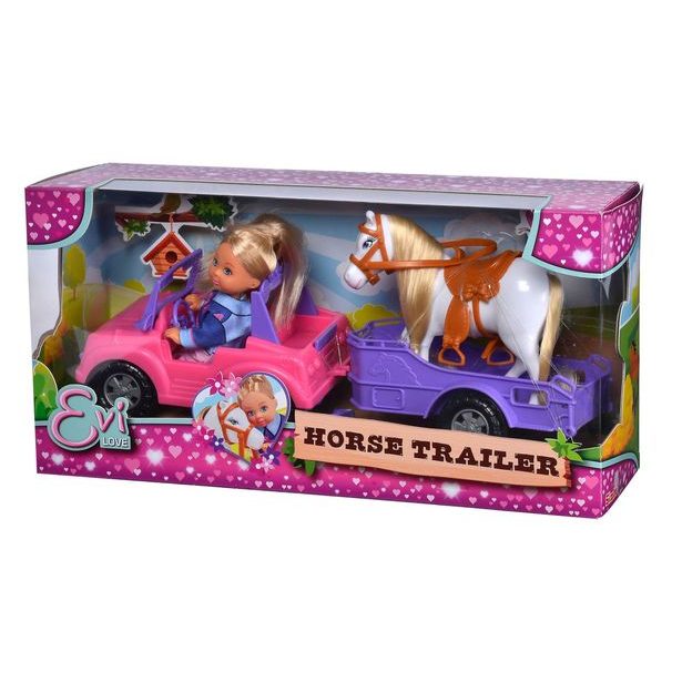 Panenka Evička s džípem a přívěsem pro koně